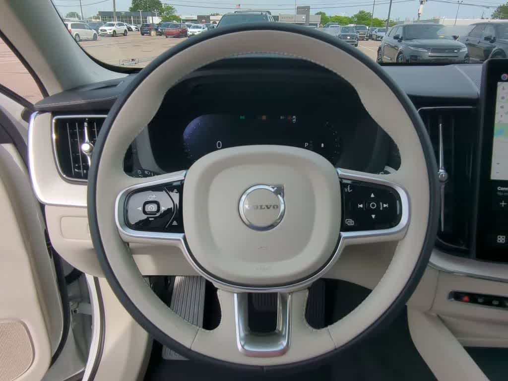 Thumbnail: 2026 Volvo XC60 - 21