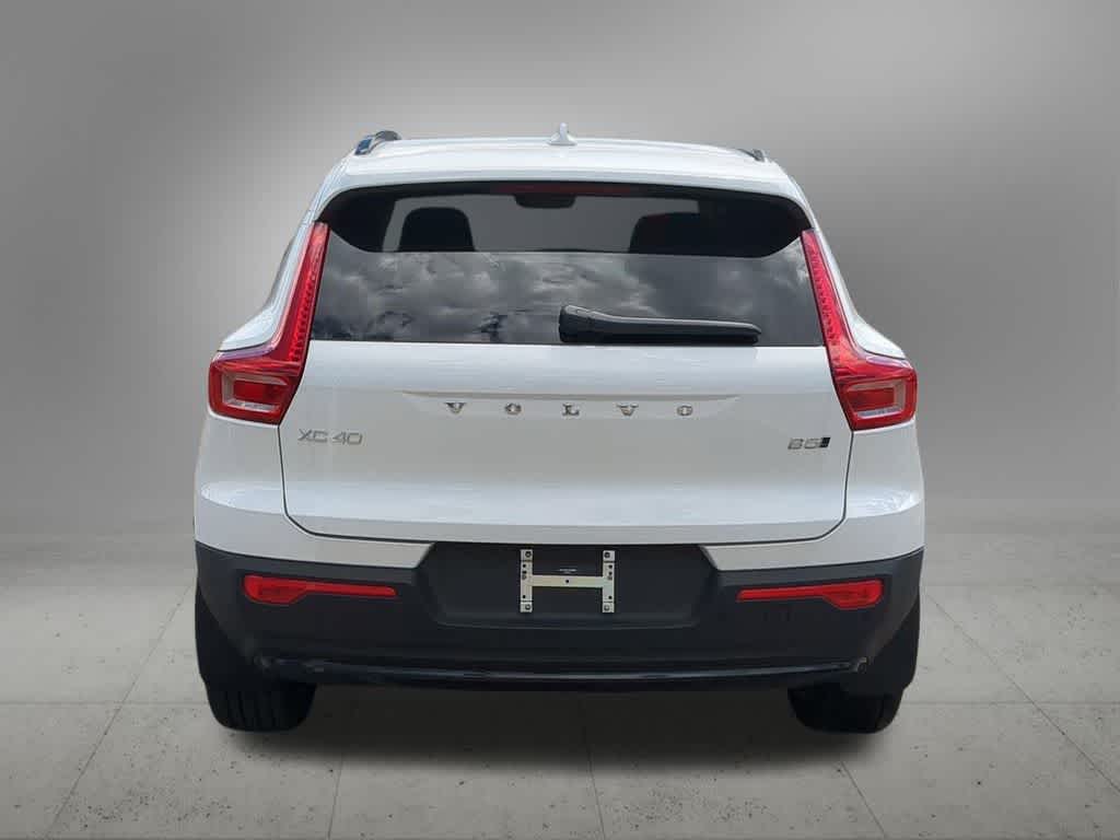 Thumbnail: 2026 Volvo XC40 - 5