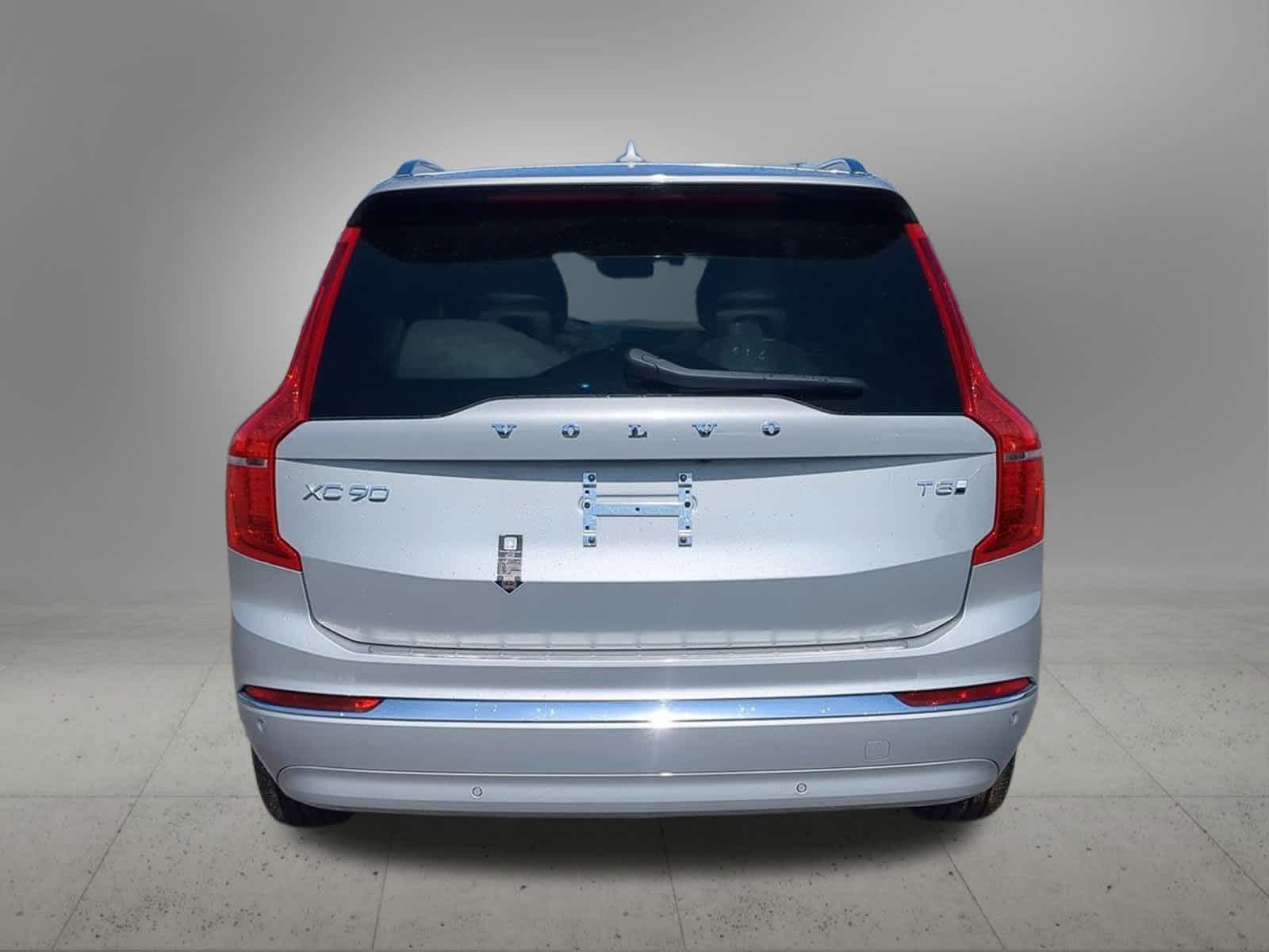 2025 Volvo XC90 T8 Plus 5