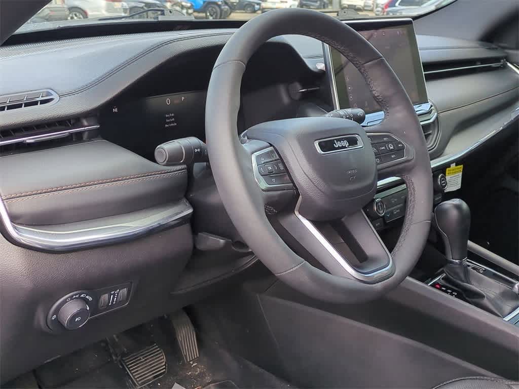 Thumbnail: 2023 Jeep Compass - 2