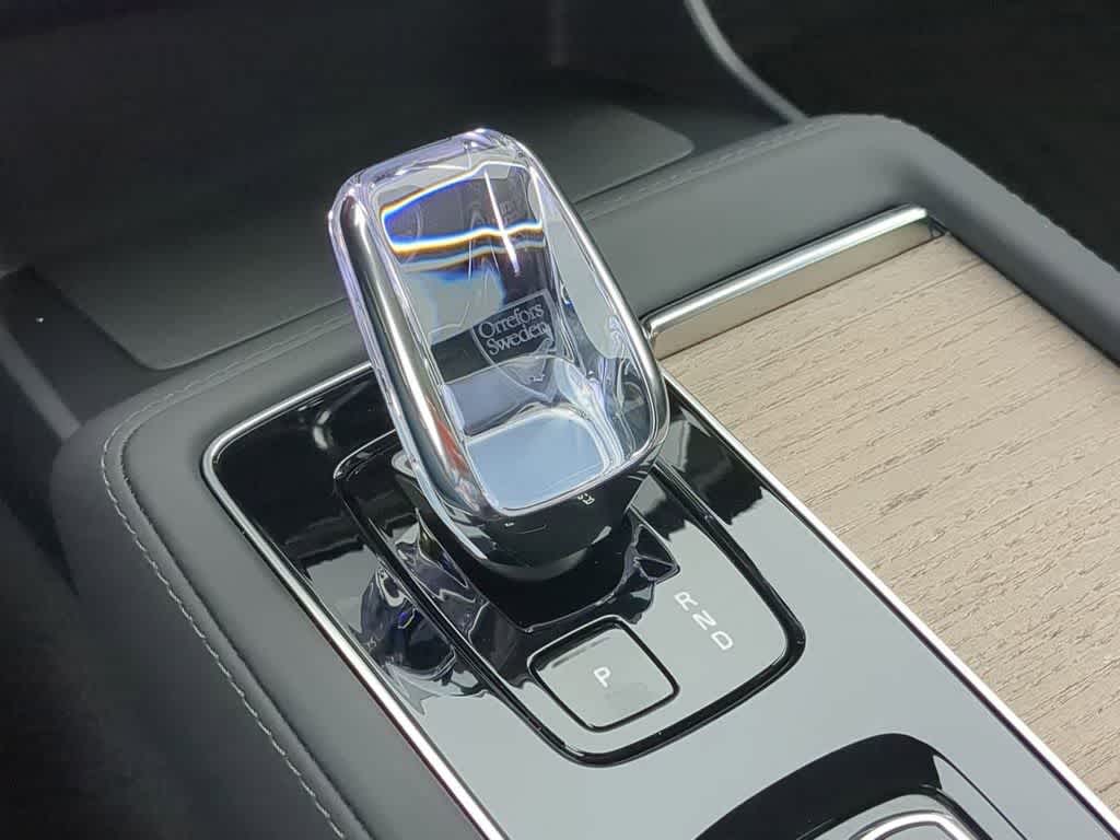 Thumbnail: 2026 Volvo XC90 - 32