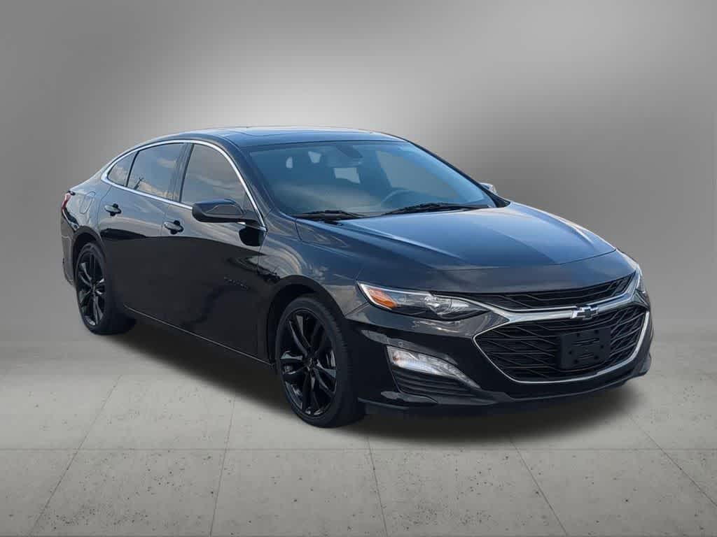 Thumbnail: 2020 Chevrolet Malibu - 8