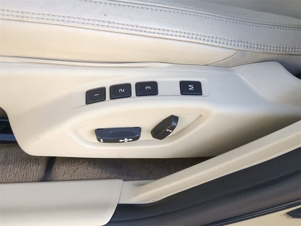 Thumbnail: 2014 Volvo S60 - 16