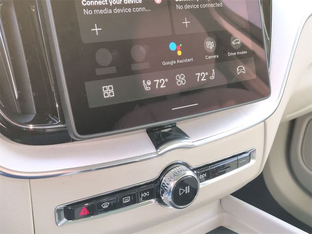 Thumbnail: 2026 Volvo XC60 - 27