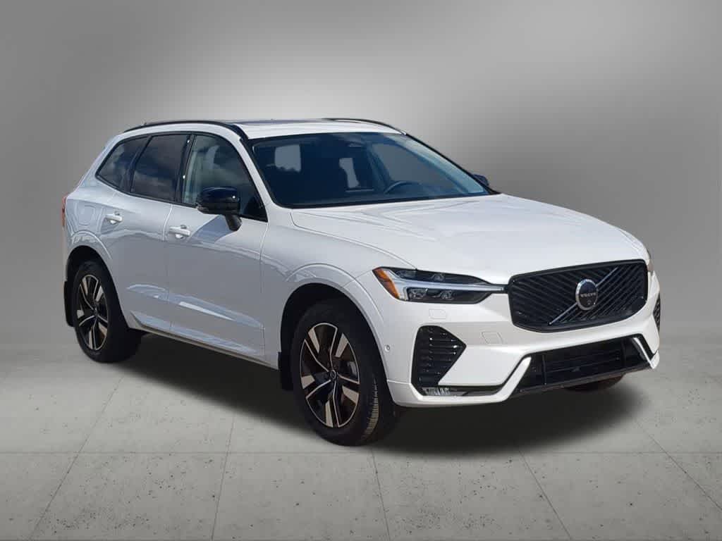 Thumbnail: 2026 Volvo XC60 - 8