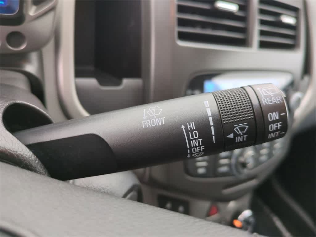 Thumbnail: 2013 Chevrolet Sonic - 17