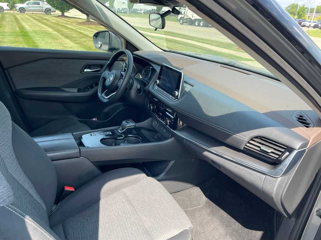 Thumbnail: 2021 Nissan Rogue - 11