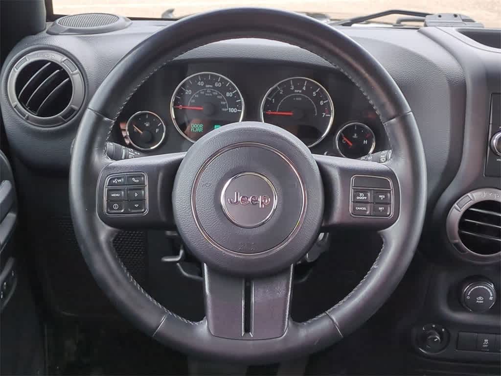 Thumbnail: 2017 Jeep Wrangler - 21