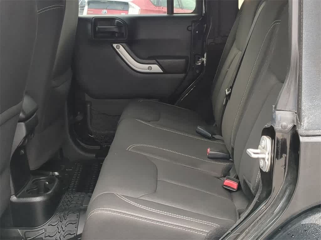 Thumbnail: 2017 Jeep Wrangler - 19