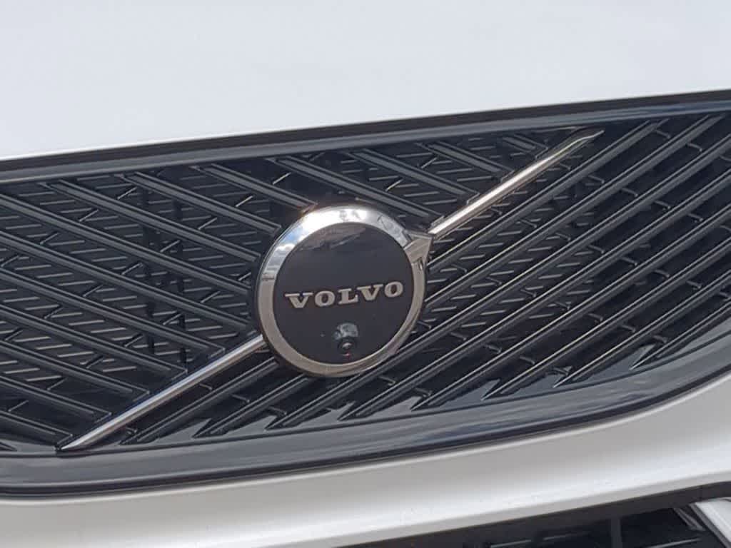 Thumbnail: 2026 Volvo XC60 - 12