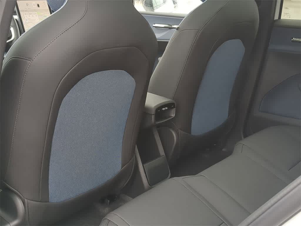 Thumbnail: 2026 Volvo EX30 - 17