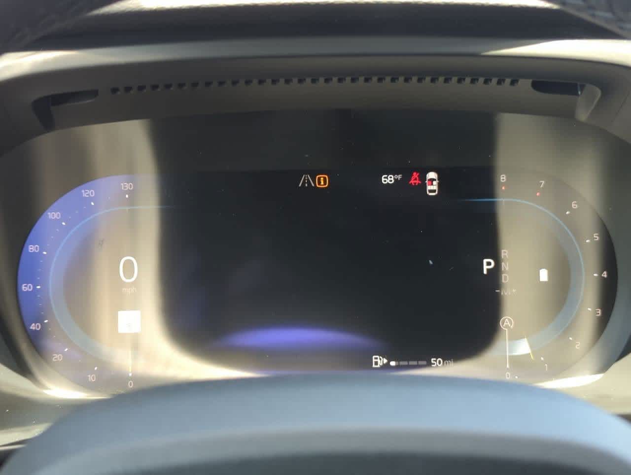 2025 Volvo XC40 B5 Ultimate 30