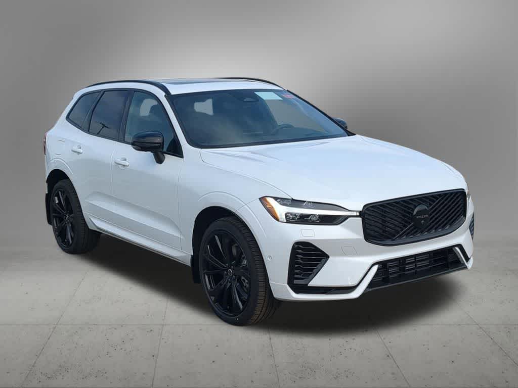 Thumbnail: 2026 Volvo XC60 - 8