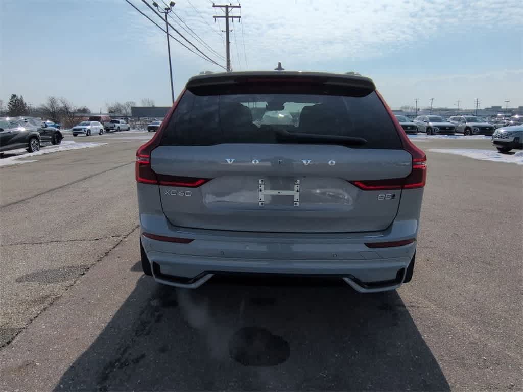Thumbnail: 2026 Volvo XC60 - 5