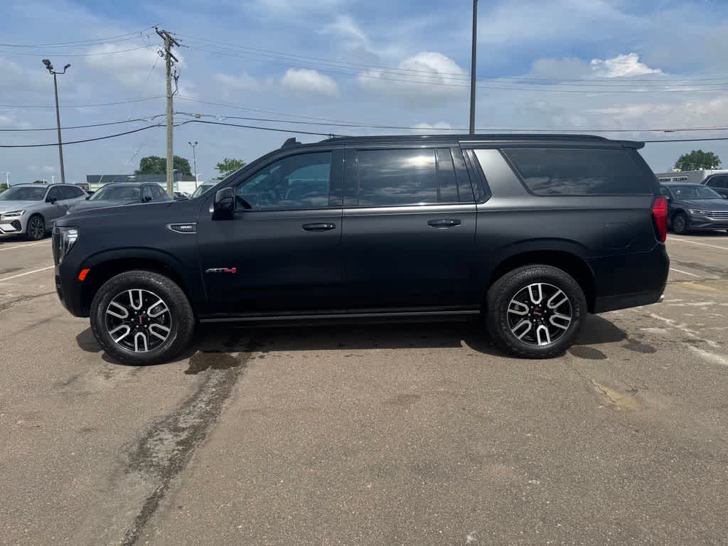 Thumbnail: 2024 GMC Yukon XL - 8