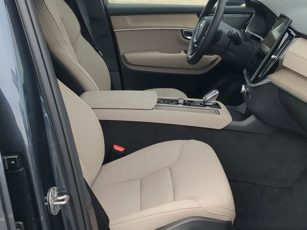 Thumbnail: 2026 Volvo XC90 - 20