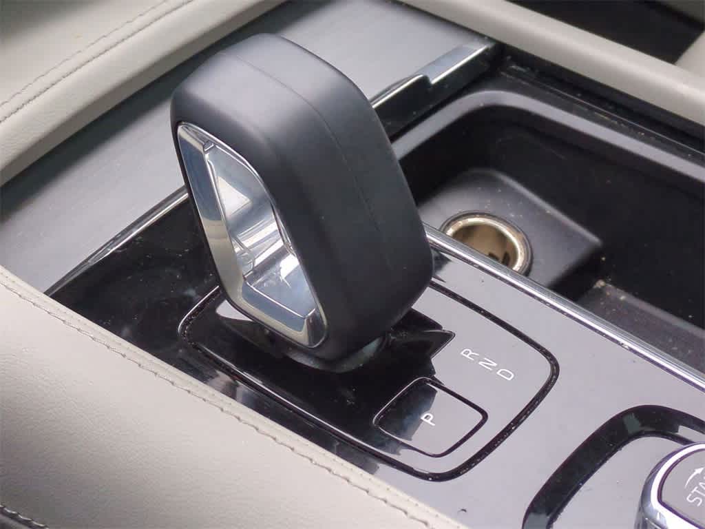 Thumbnail: 2023 Volvo XC90 - 31