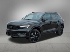 2026 Volvo XC40 B5 Ultra Black Edition SUV