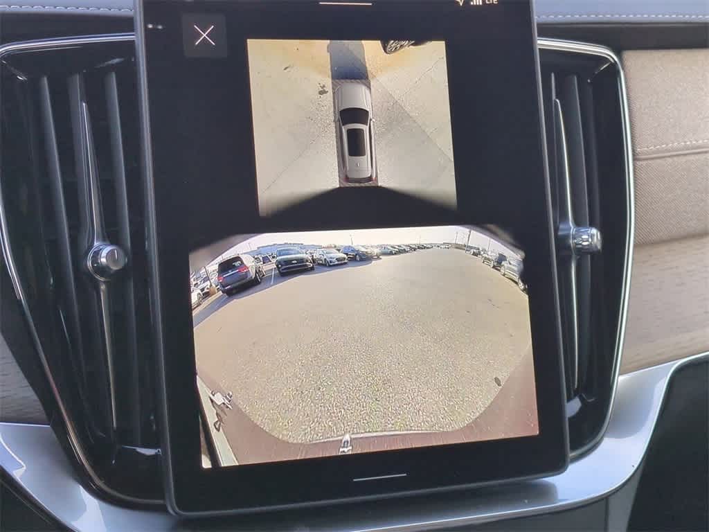 Thumbnail: 2026 Volvo XC90 - 22