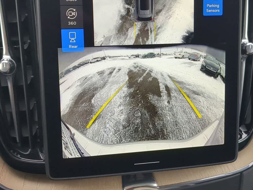 Thumbnail: 2026 Volvo XC60 - 28