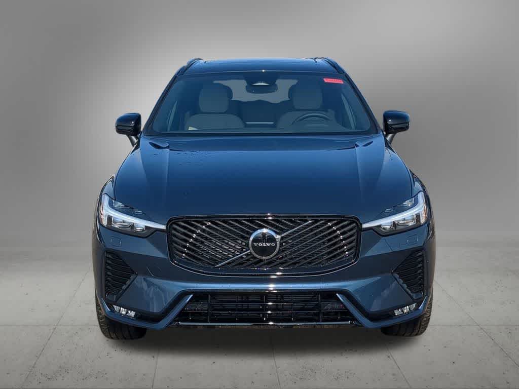 Thumbnail: 2026 Volvo XC60 - 9