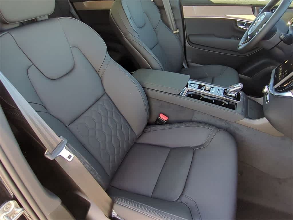 Thumbnail: 2026 Volvo XC90 - 21