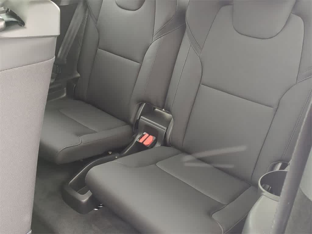 Thumbnail: 2025 Volvo XC90 - 20