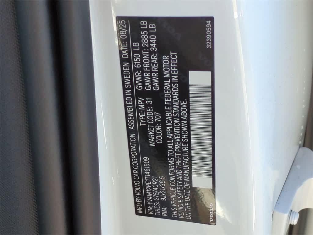 Thumbnail: 2026 Volvo XC90 - 34