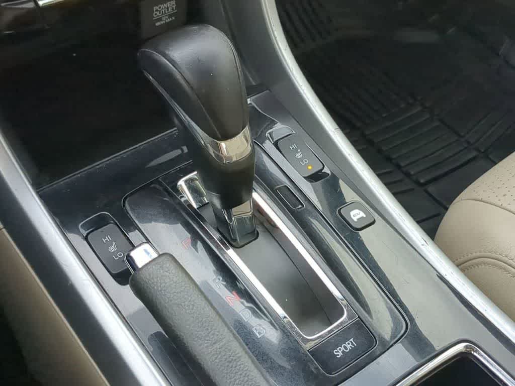 Thumbnail: 2017 Honda Accord - 29