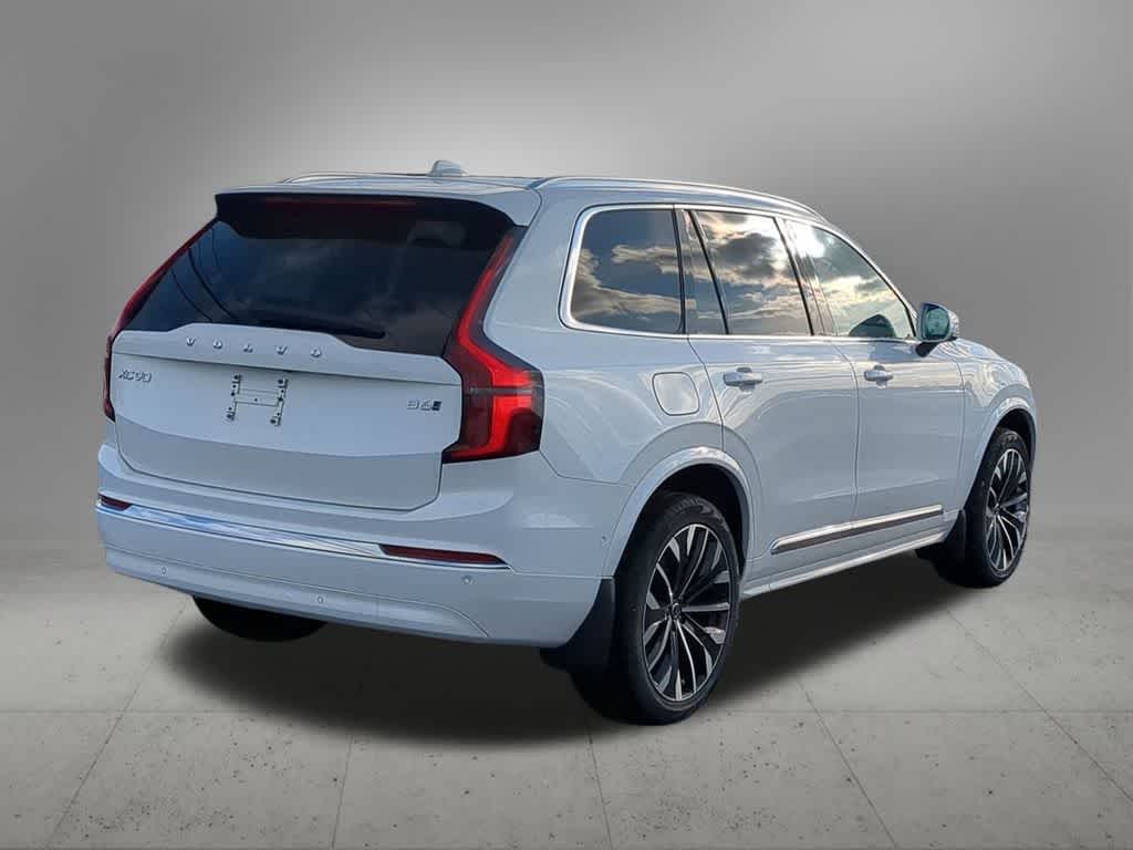 Thumbnail: 2026 Volvo XC90 - 6