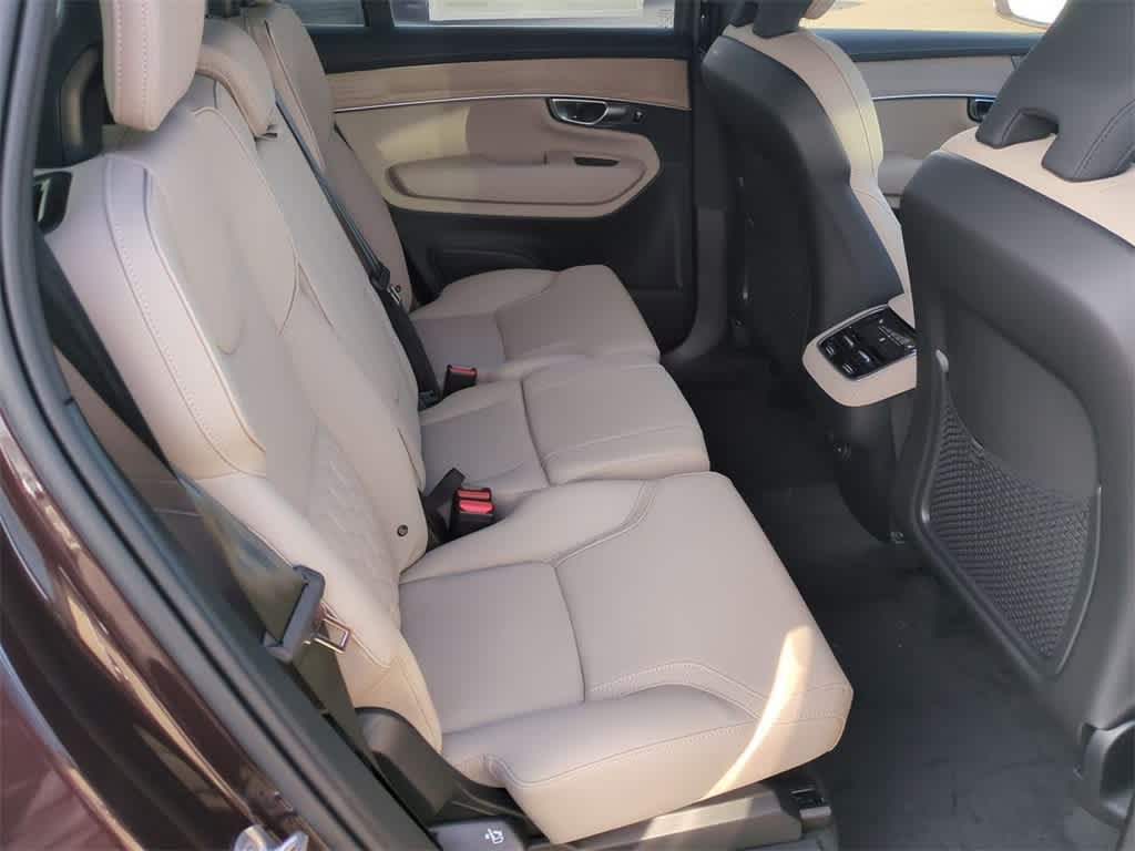 Thumbnail: 2026 Volvo XC90 - 13