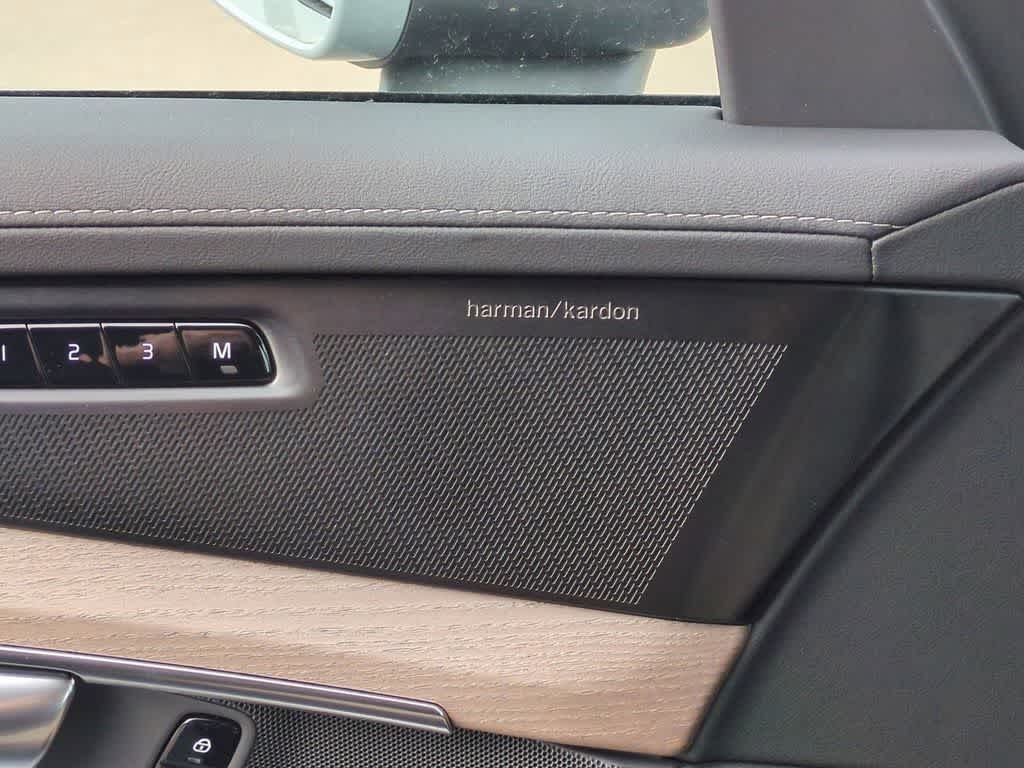 Thumbnail: 2026 Volvo XC90 - 29