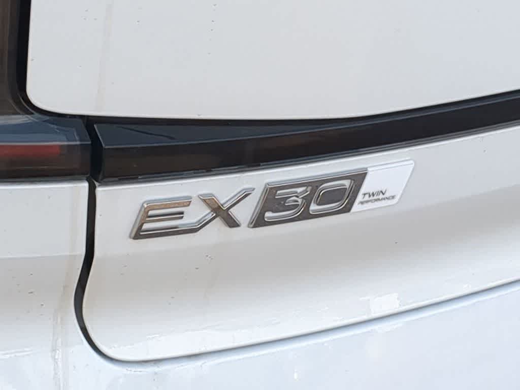Thumbnail: 2026 Volvo EX30 - 12