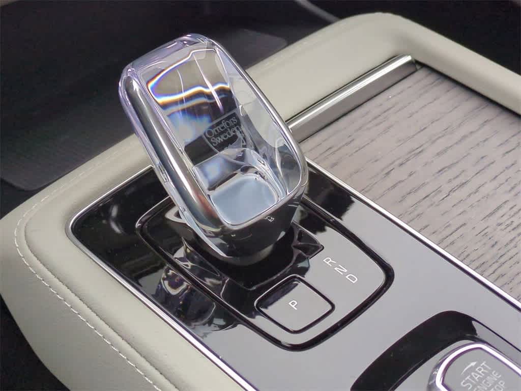 Thumbnail: 2026 Volvo XC90 - 31