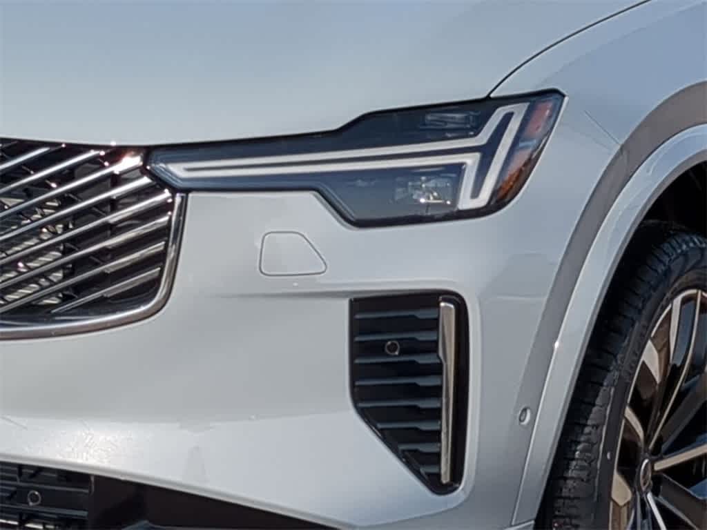 Thumbnail: 2026 Volvo XC90 - 10