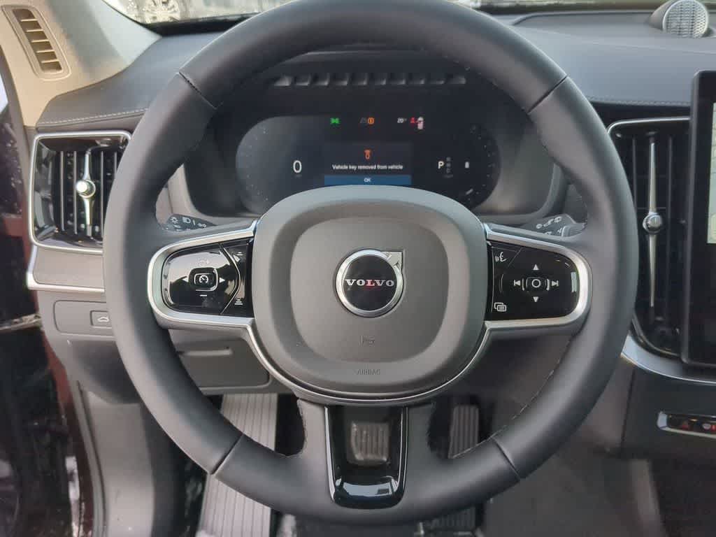 Thumbnail: 2026 Volvo XC90 - 14
