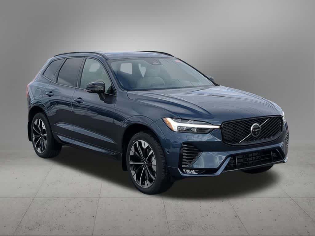 Thumbnail: 2026 Volvo XC60 - 8
