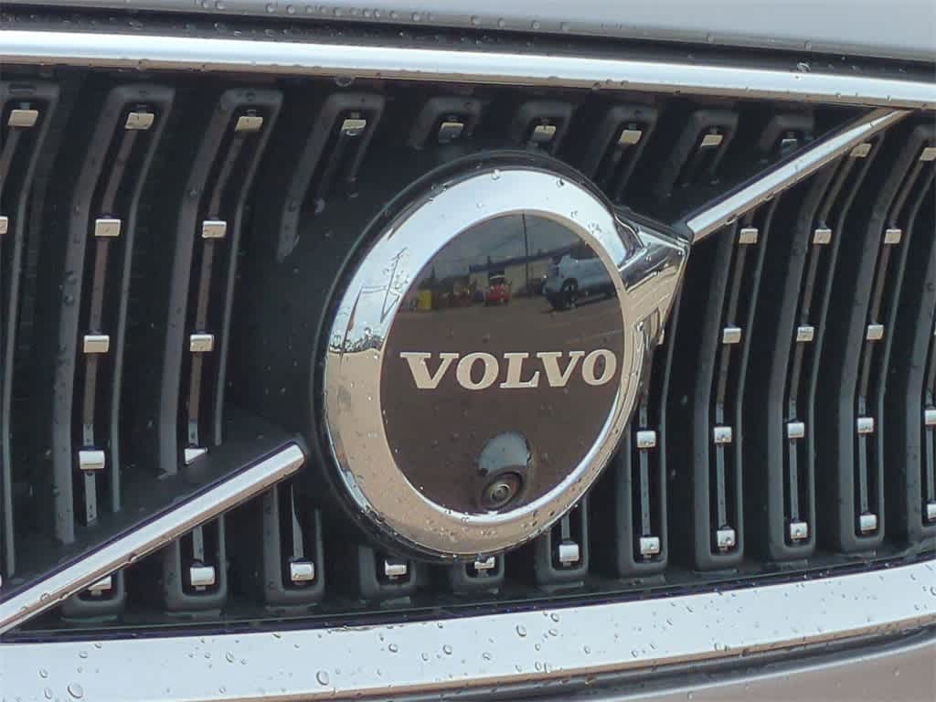 Thumbnail: 2026 Volvo S60 - 11