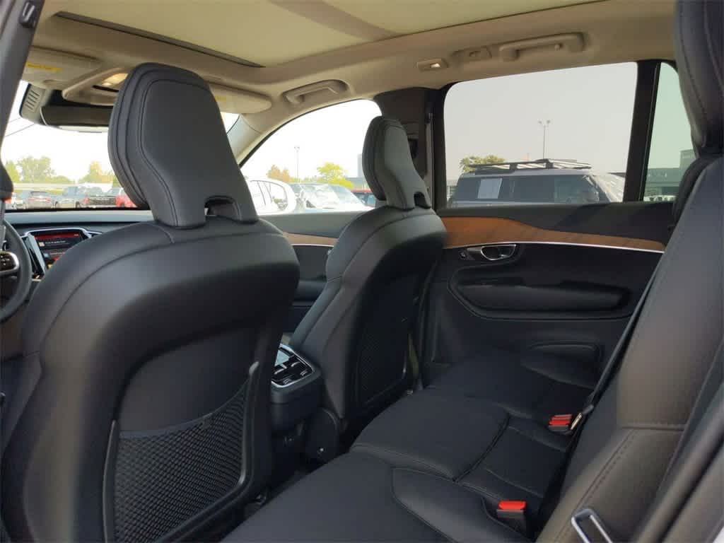 Thumbnail: 2025 Volvo XC90 - 15