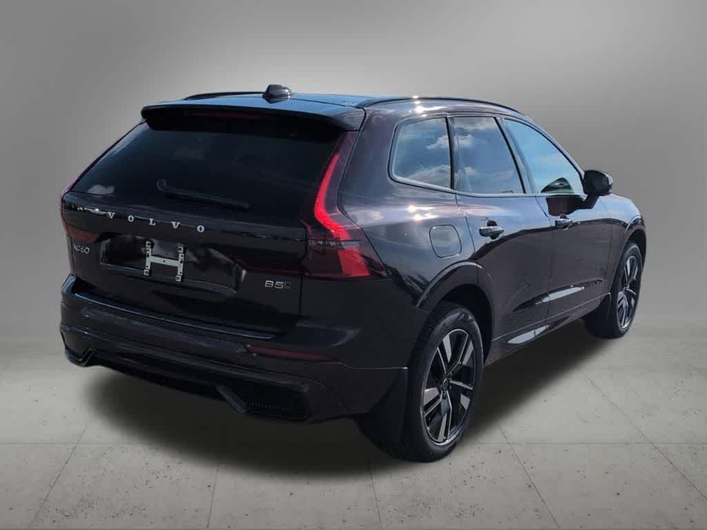 Thumbnail: 2026 Volvo XC60 - 6