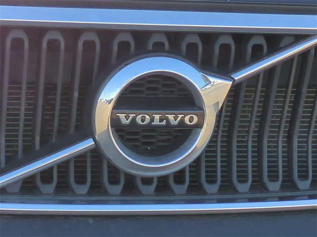 Thumbnail: 2020 Volvo XC40 - 9