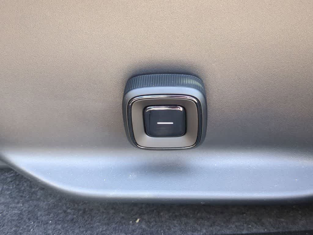 Thumbnail: 2025 Volvo EX30 - 15