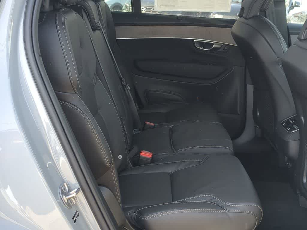 Thumbnail: 2026 Volvo XC90 - 19