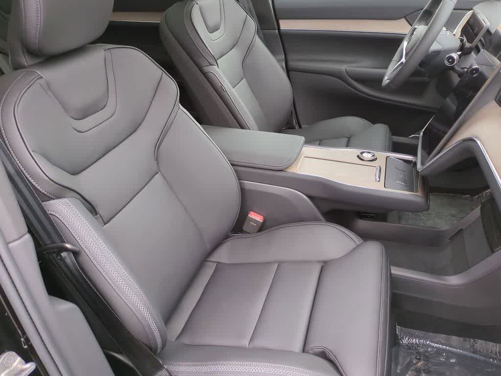 Thumbnail: 2025 Volvo EX90 - 22