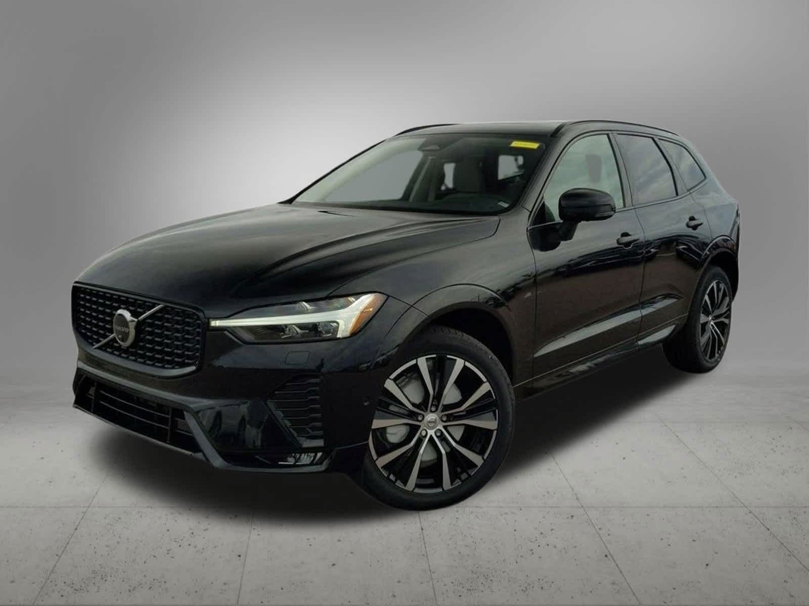 2024 Volvo XC60 B5 Plus -
                Troy, MI