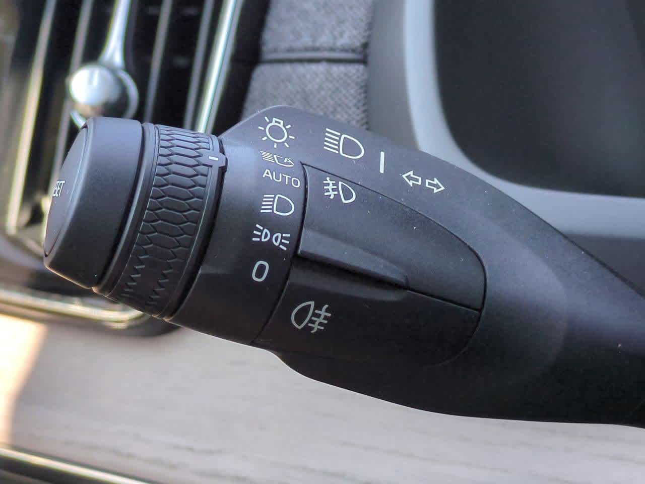 Thumbnail: 2026 Volvo XC90 - 26