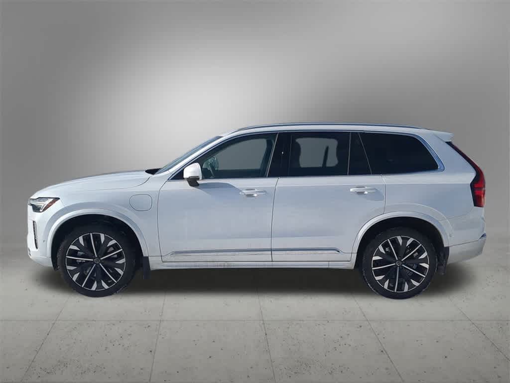 Thumbnail: 2025 Volvo XC90 - 3