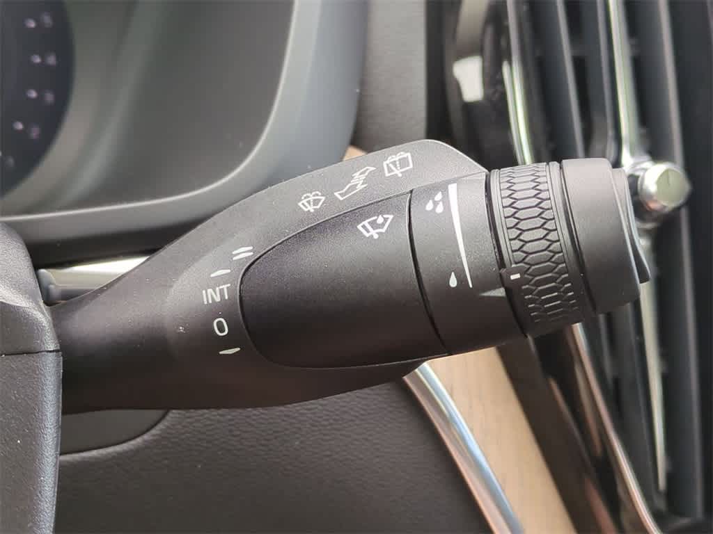 Thumbnail: 2026 Volvo XC60 - 26