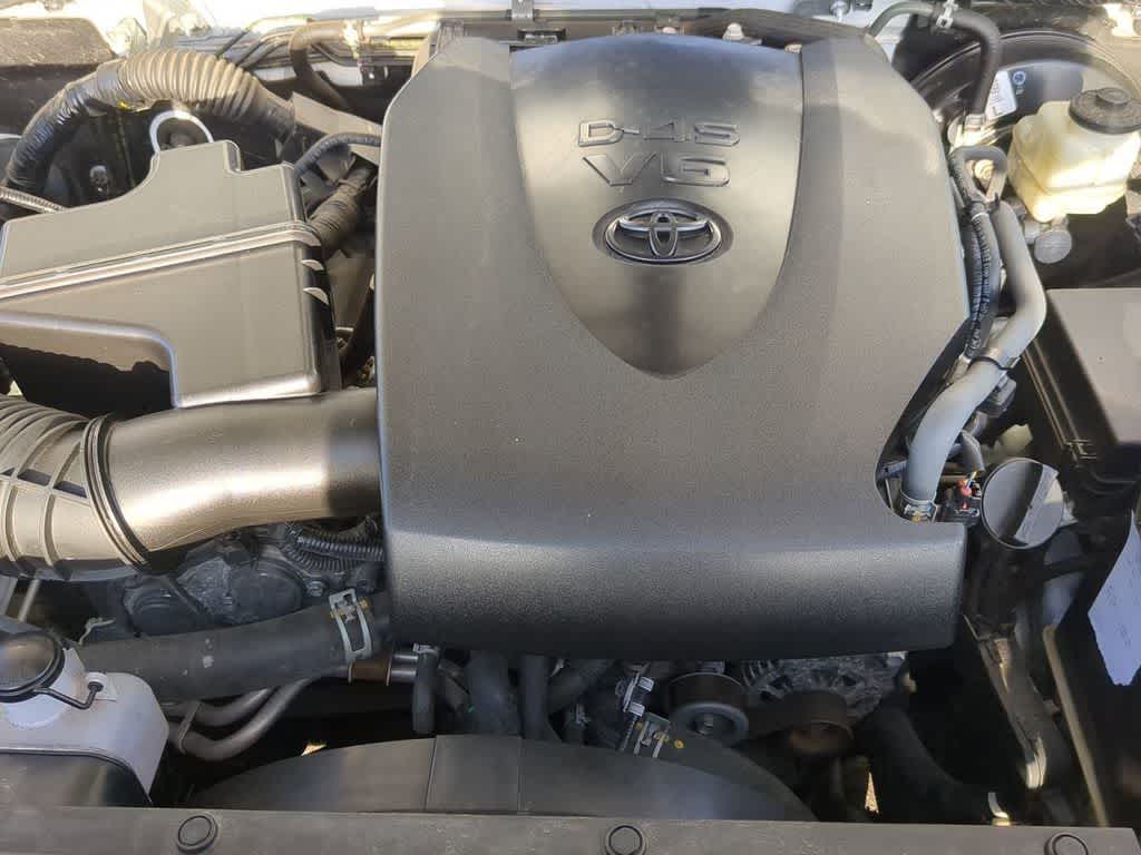 Thumbnail: 2019 Toyota Tacoma - 14