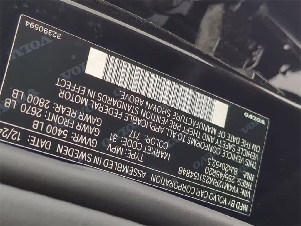 Thumbnail: 2025 Volvo XC60 - 34